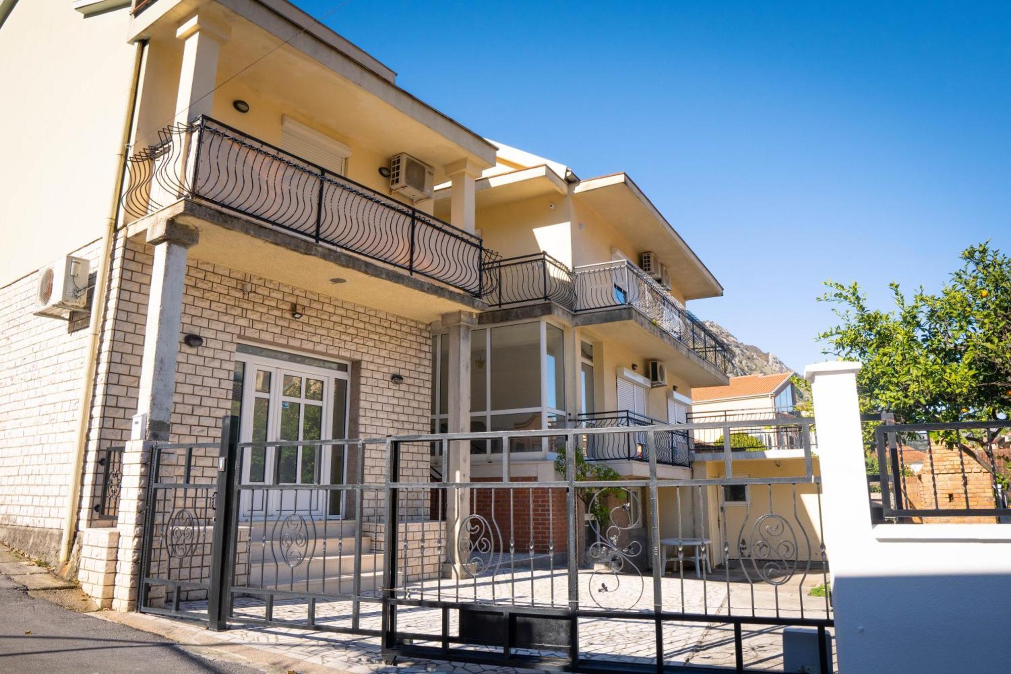 Bugi Apartment Kotor Ngoại thất bức ảnh